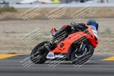 media/Jan-14-2023-SoCal Trackdays (Sat) [[497694156f]]/Turn 4 Set 2 (1030am)/